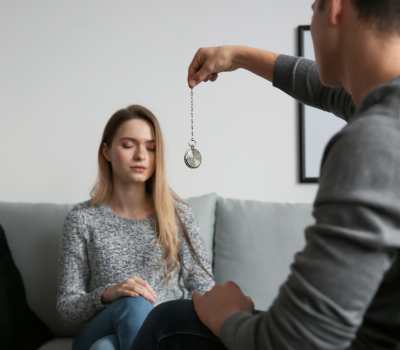HYPNOSE ET SOPHROLOGIE 